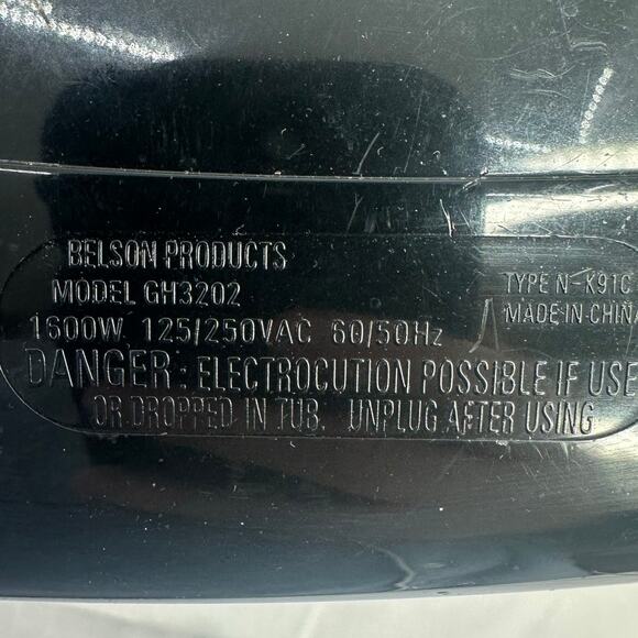 Gold N Hot Compact Hair Dryer GH3202 1600W Travel Size Lightweight Blow Dryer - Picture 2 of 7